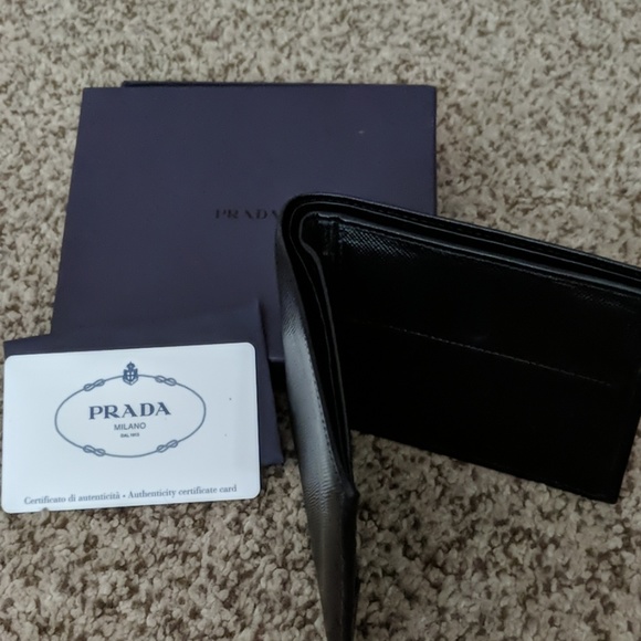 Prada Men's Wallet - Picture 2 of 3